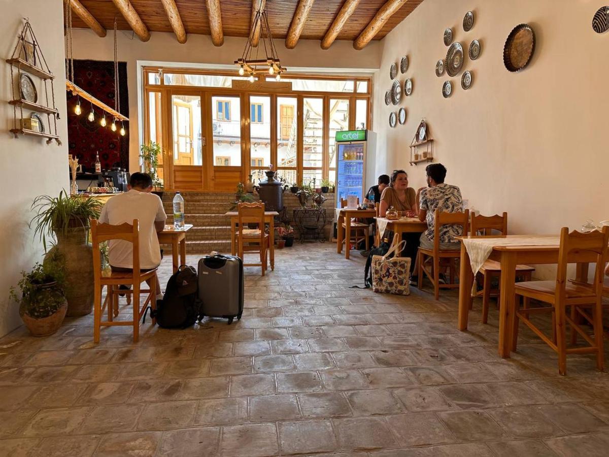 Sarrafon Guest House Bukhara Exterior photo