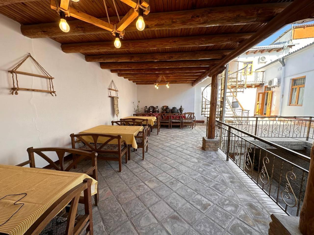 Sarrafon Guest House Bukhara Exterior photo