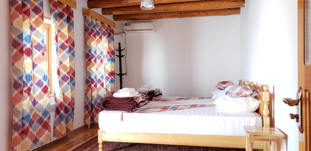 Sarrafon Guest House Bukhara Exterior photo